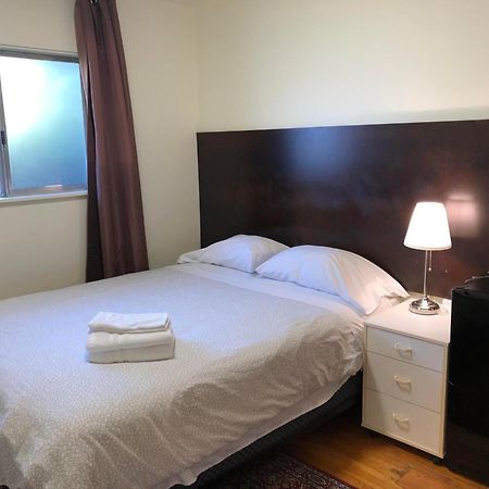 Comfort Cottage Guest House Near Subway Station, Bus And Downtown Vancouver Exteriér fotografie