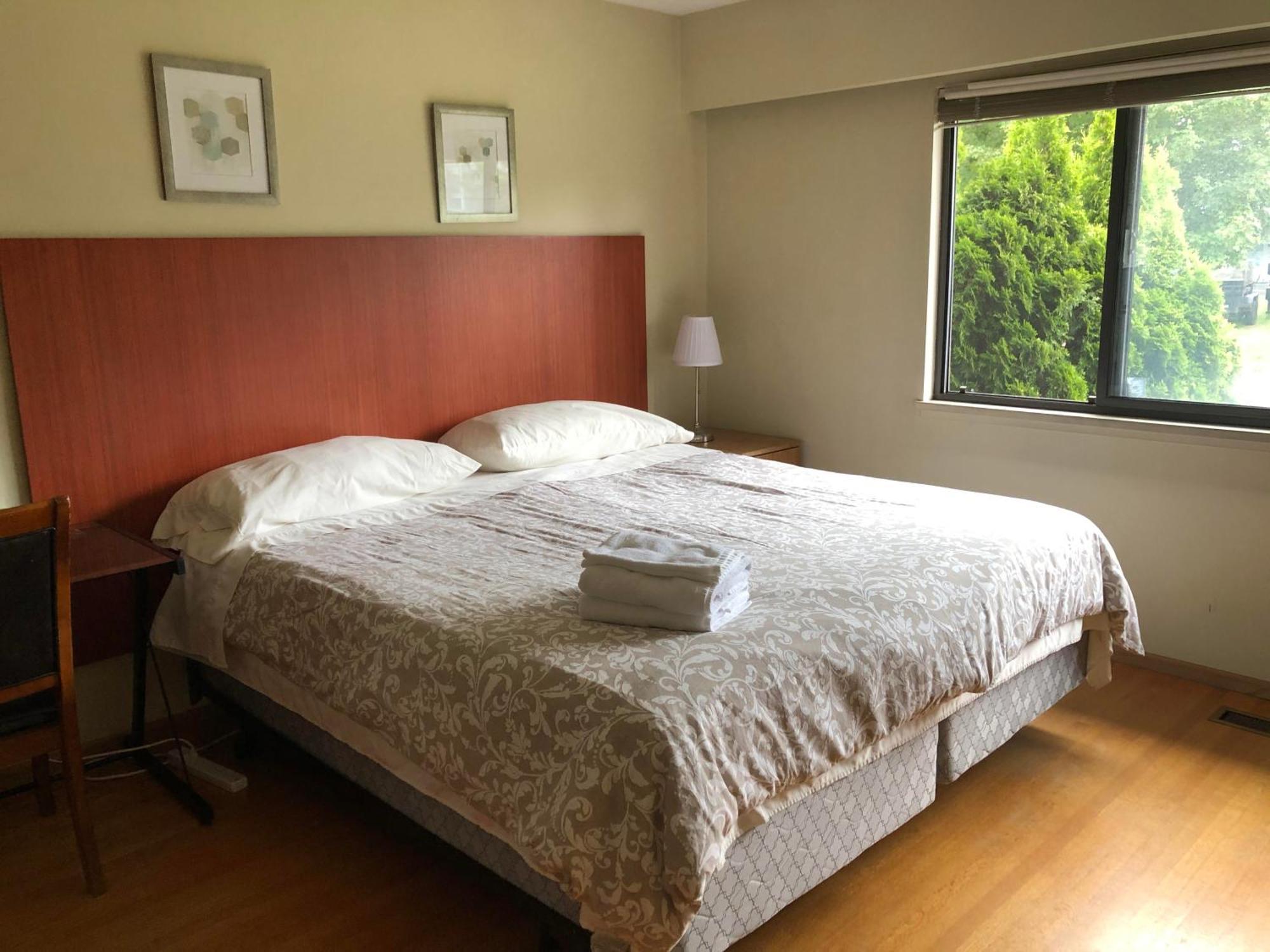 Comfort Cottage Guest House Near Subway Station, Bus And Downtown Vancouver Exteriér fotografie