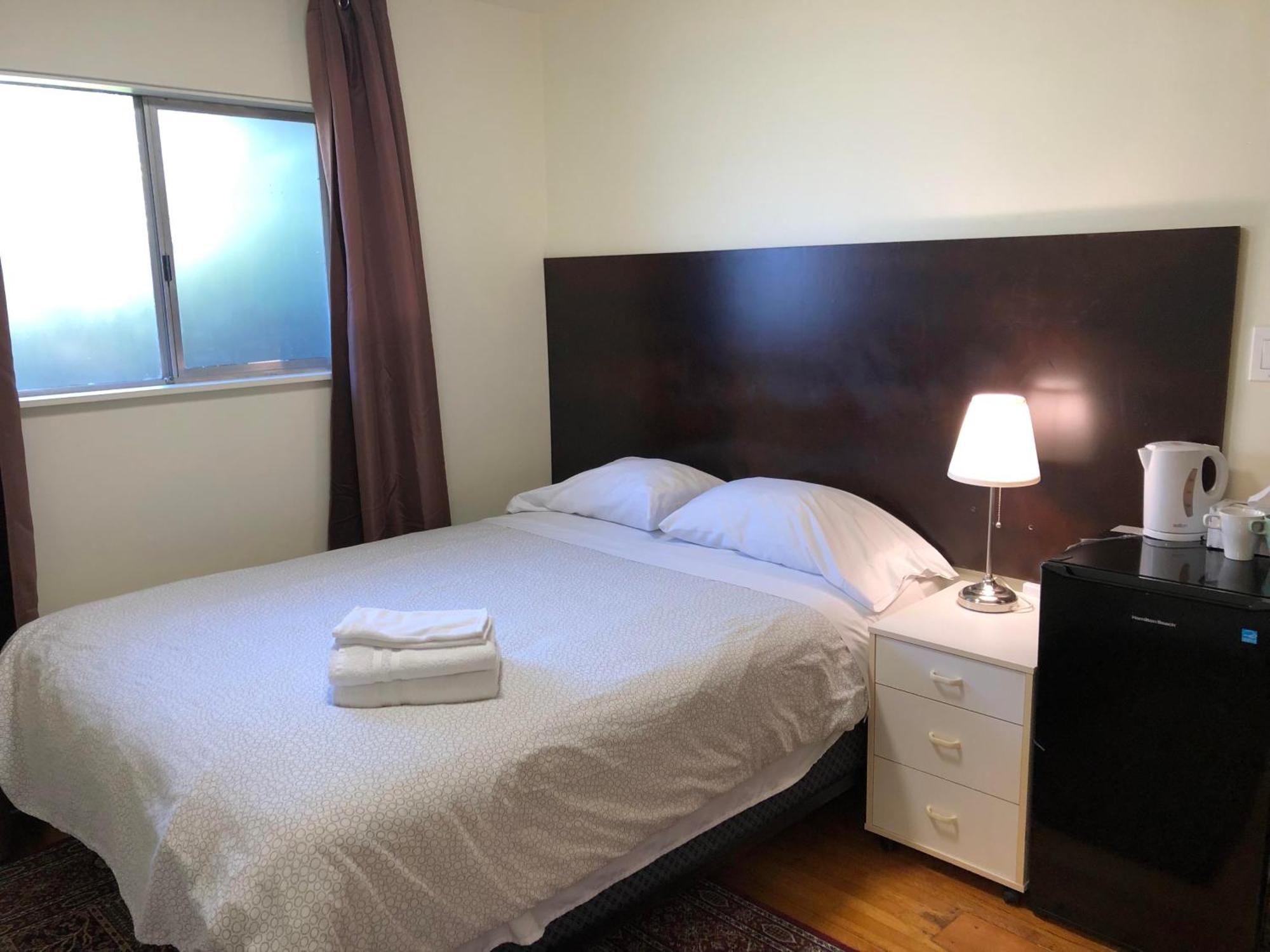 Comfort Cottage Guest House Near Subway Station, Bus And Downtown Vancouver Exteriér fotografie
